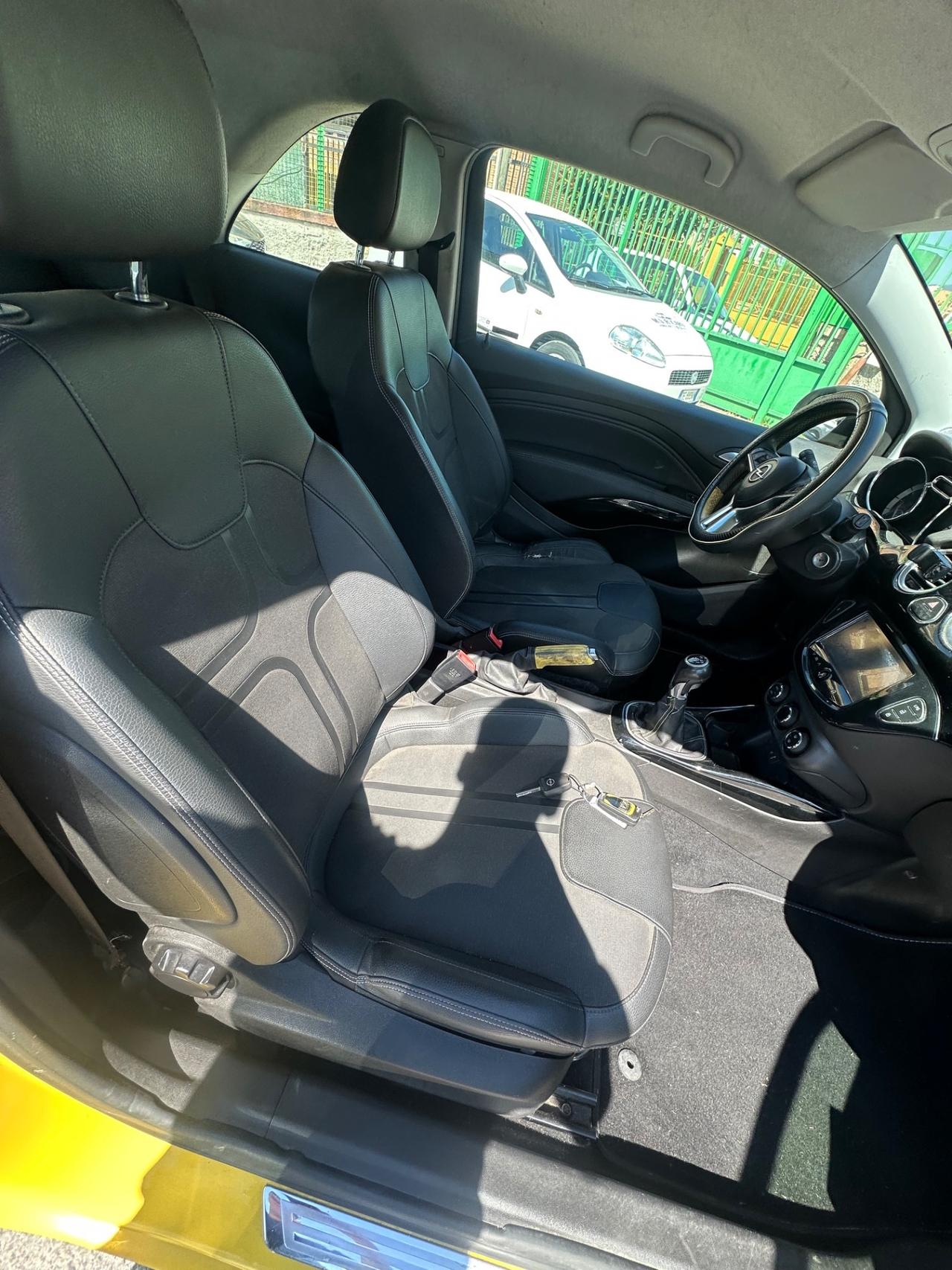 Opel Adam 1.4 87 CV GPL Tech Glam