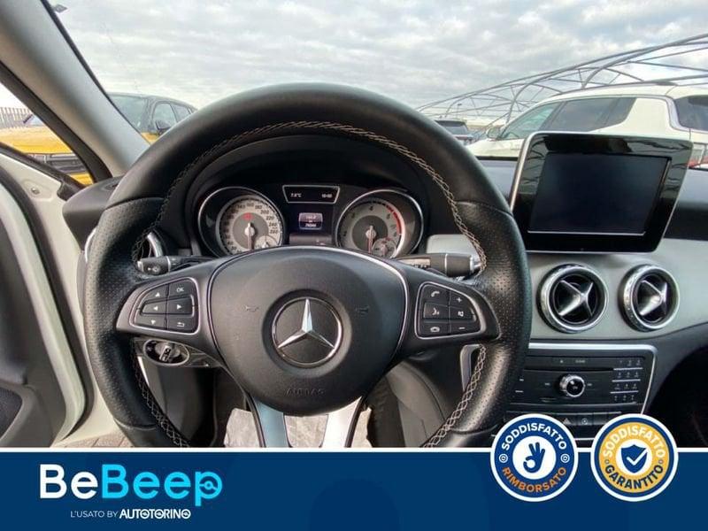 Mercedes-Benz GLA 200 D SPORT AUTO