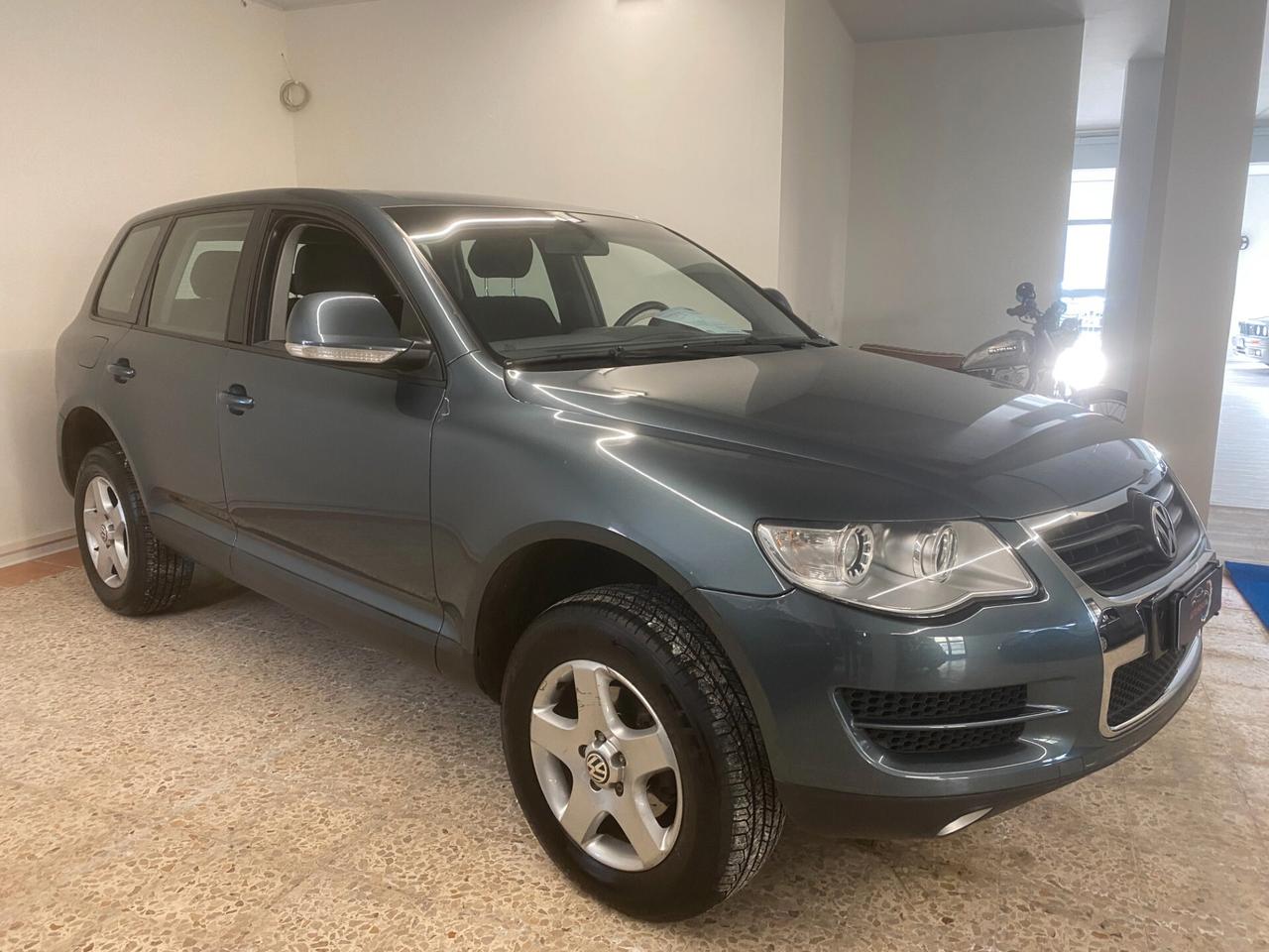 Volkswagen Touareg 2.5 R5 TDI DPF tiptronic Exclusive