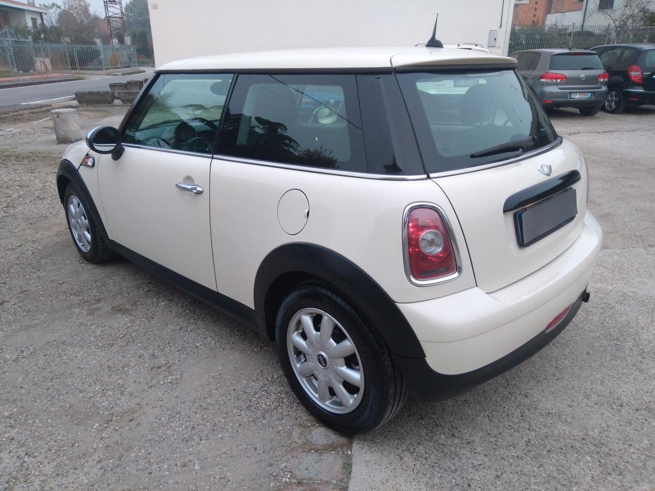 Mini one ray 1.4 16V 75cv x neopatentati