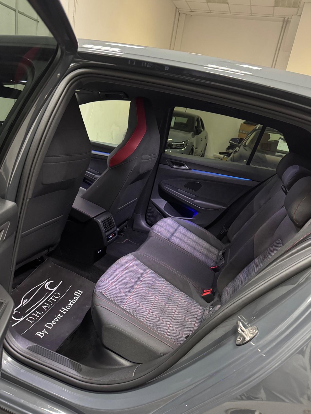 Volkswagen Golf 2.0 TSI DSG GTI