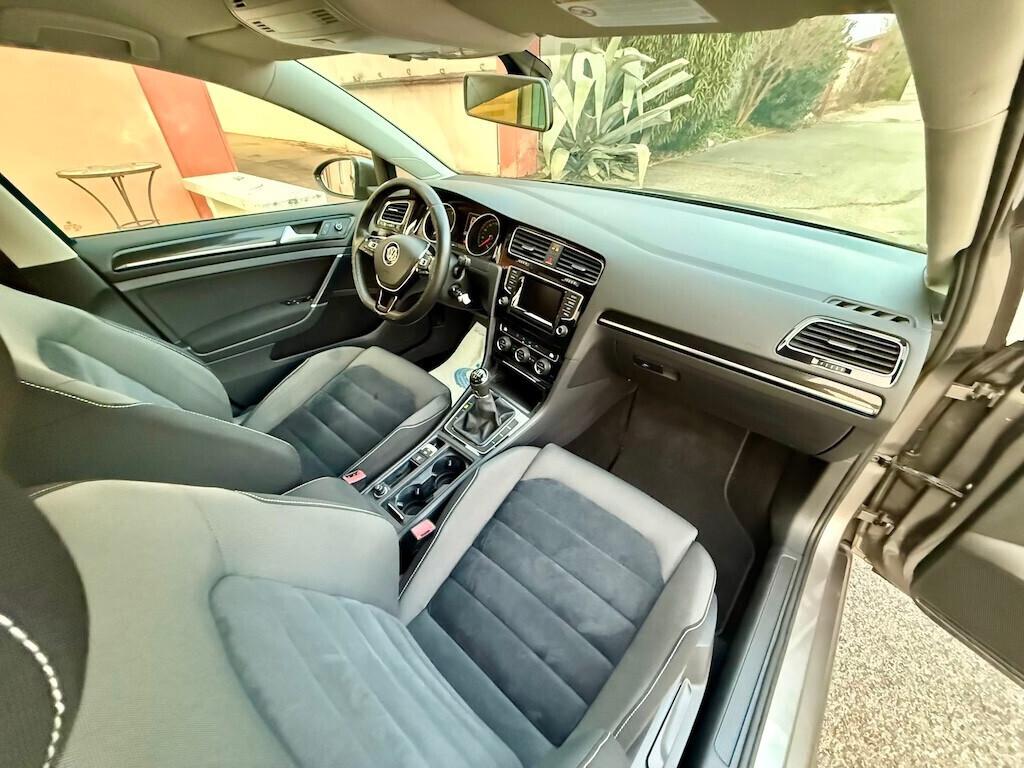 Volkswagen Golf 1.6 TDI 5p. Highline BlueMotion Technology