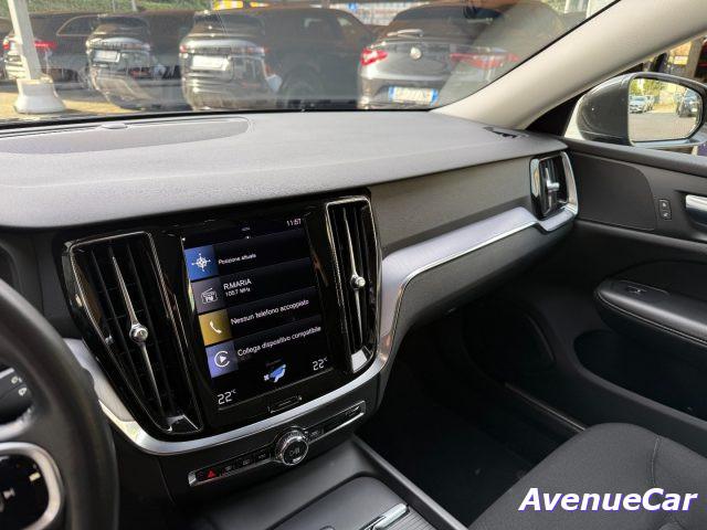VOLVO V60 Cross Country 2.0 b4 awd CERCHI 20'' IVA ESP UNICO PROPRIETARIO