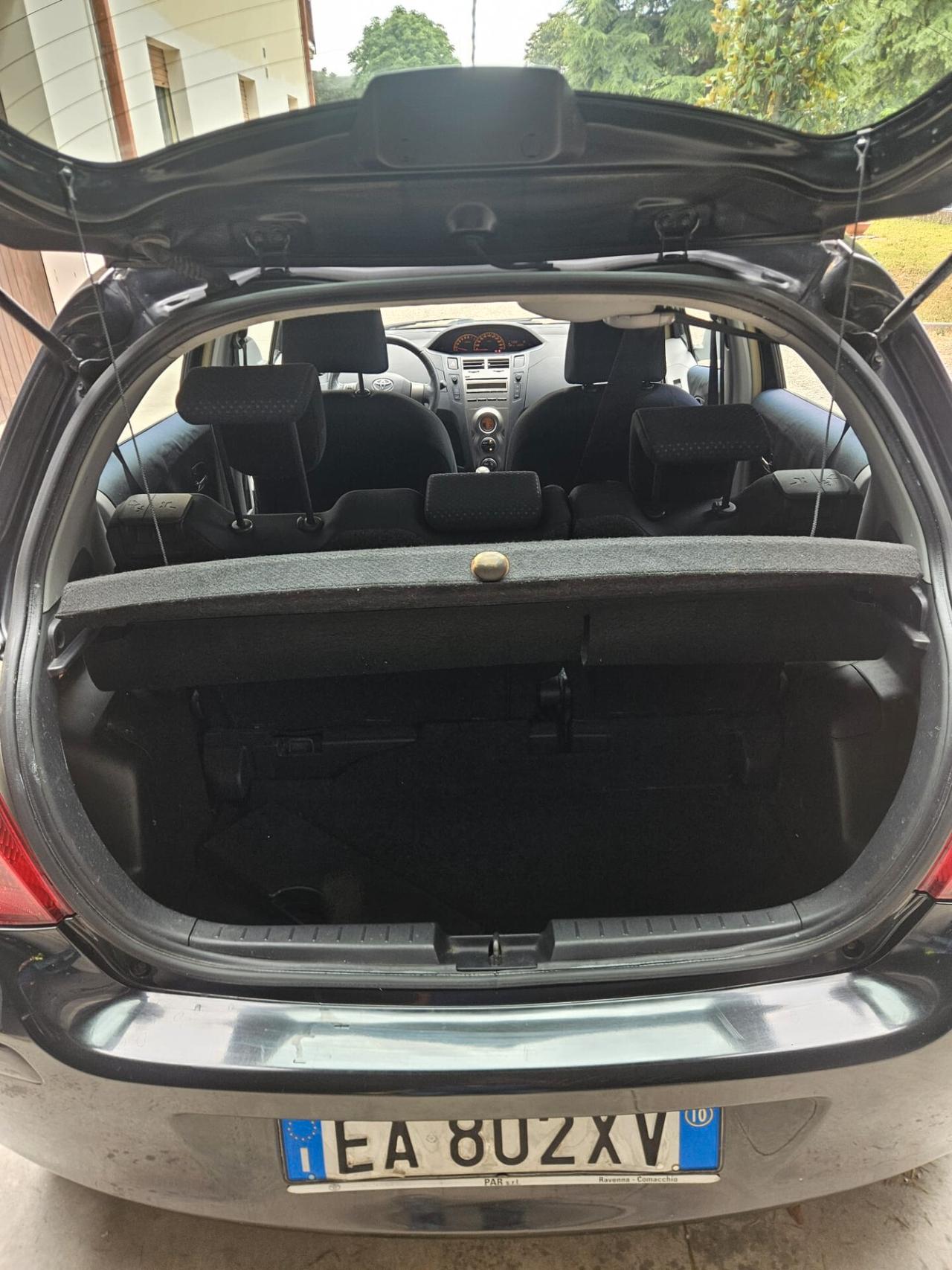 Toyota Yaris 1.0 5 porte SOLI 69.000 KM!