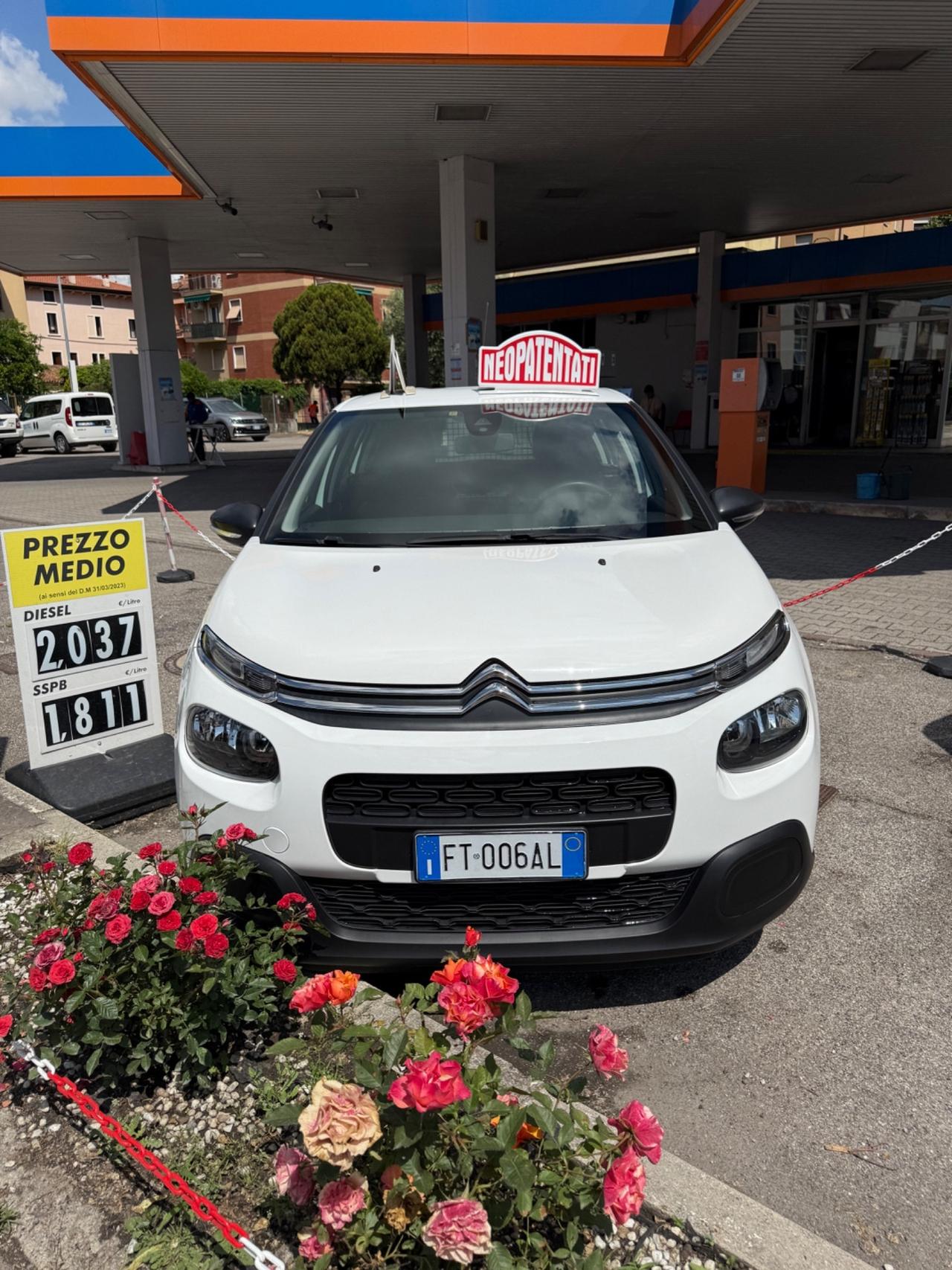 Citroen C3 BlueHDi 100 S&S Van Live