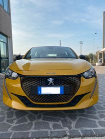 Peugeot e-208 5 Porte e-208 Active Pack 100kW