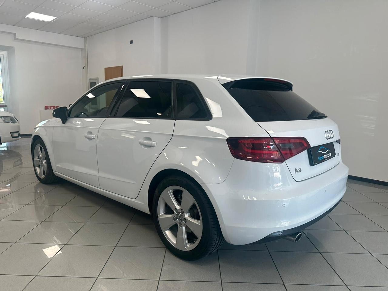 Audi A3 SPB 1.6 TDI S tronic Ambition