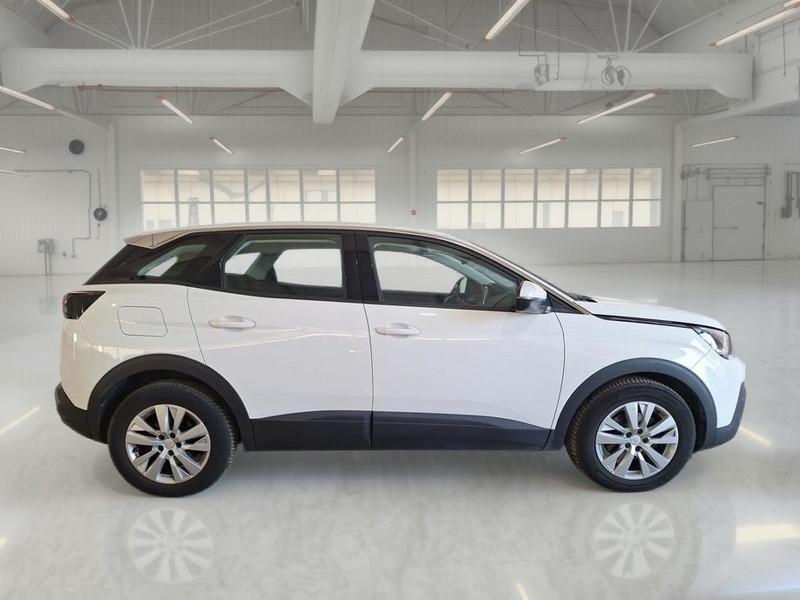 PEUGEOT 3008 BlueHDI 130 S/S Business