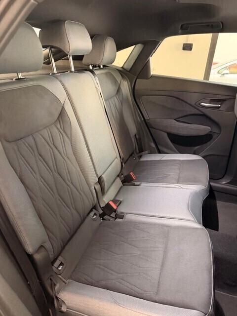 Audi Q3 Sportback Black line 35 TDI S-tronic NEW MODEL