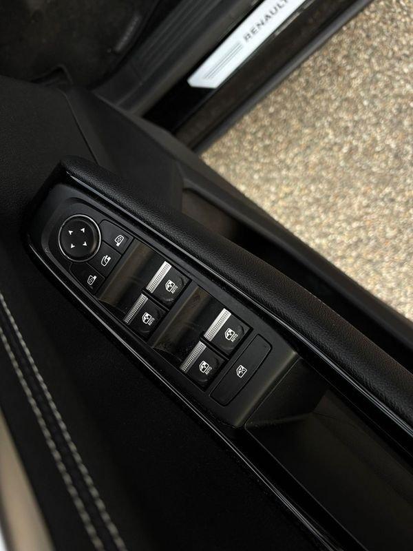 Renault Austral 1.2 E-Tech full hybrid Iconic 200cv auto