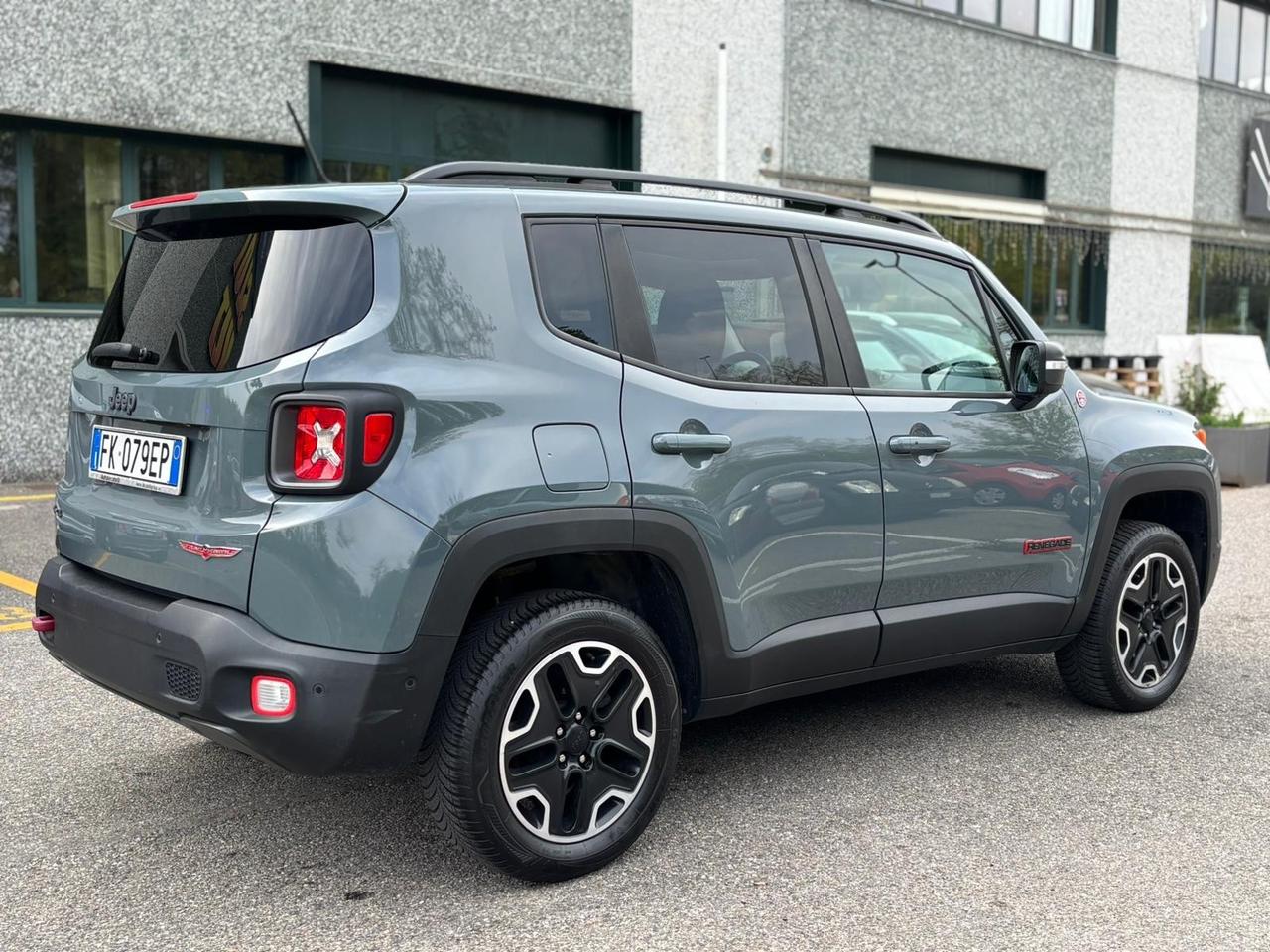 Jeep Renegade 2.0 Mjt 170CV 4WD Active Drive Low Trailhawk