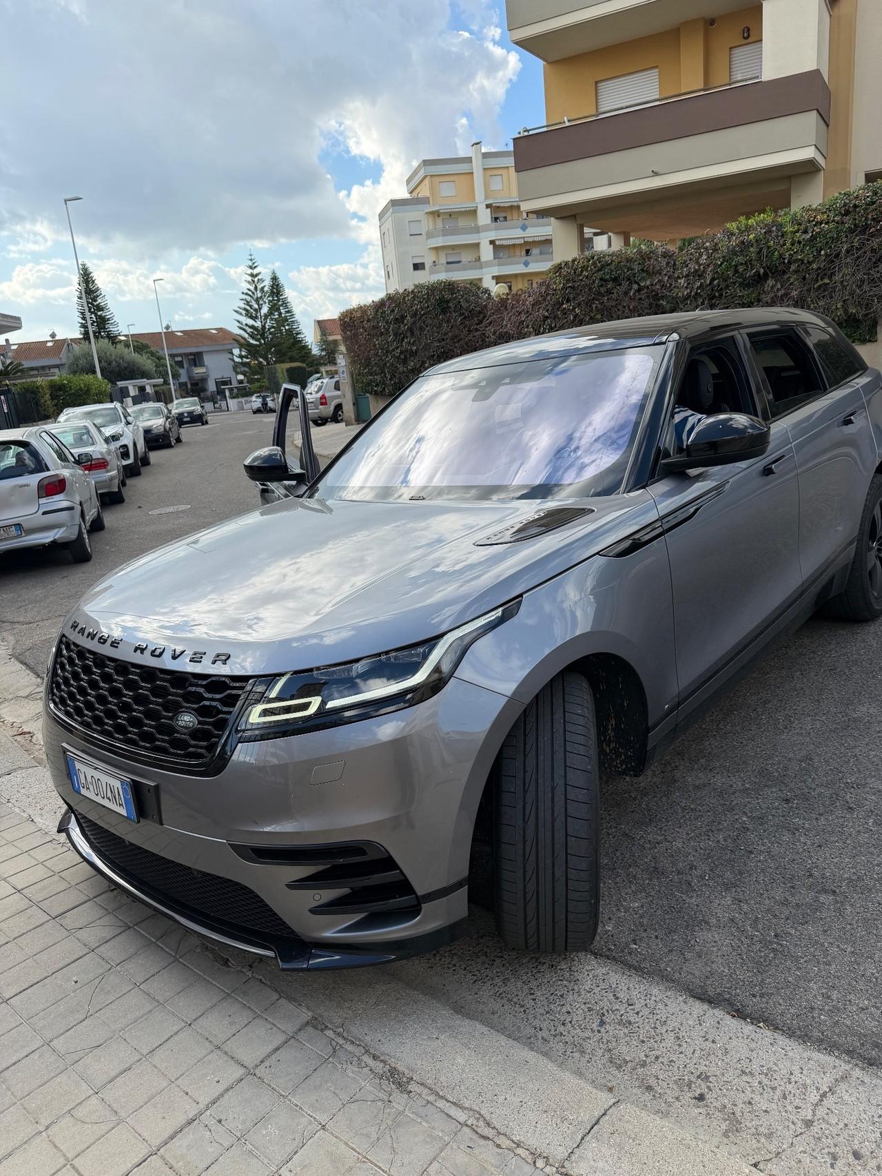 Range rover velar