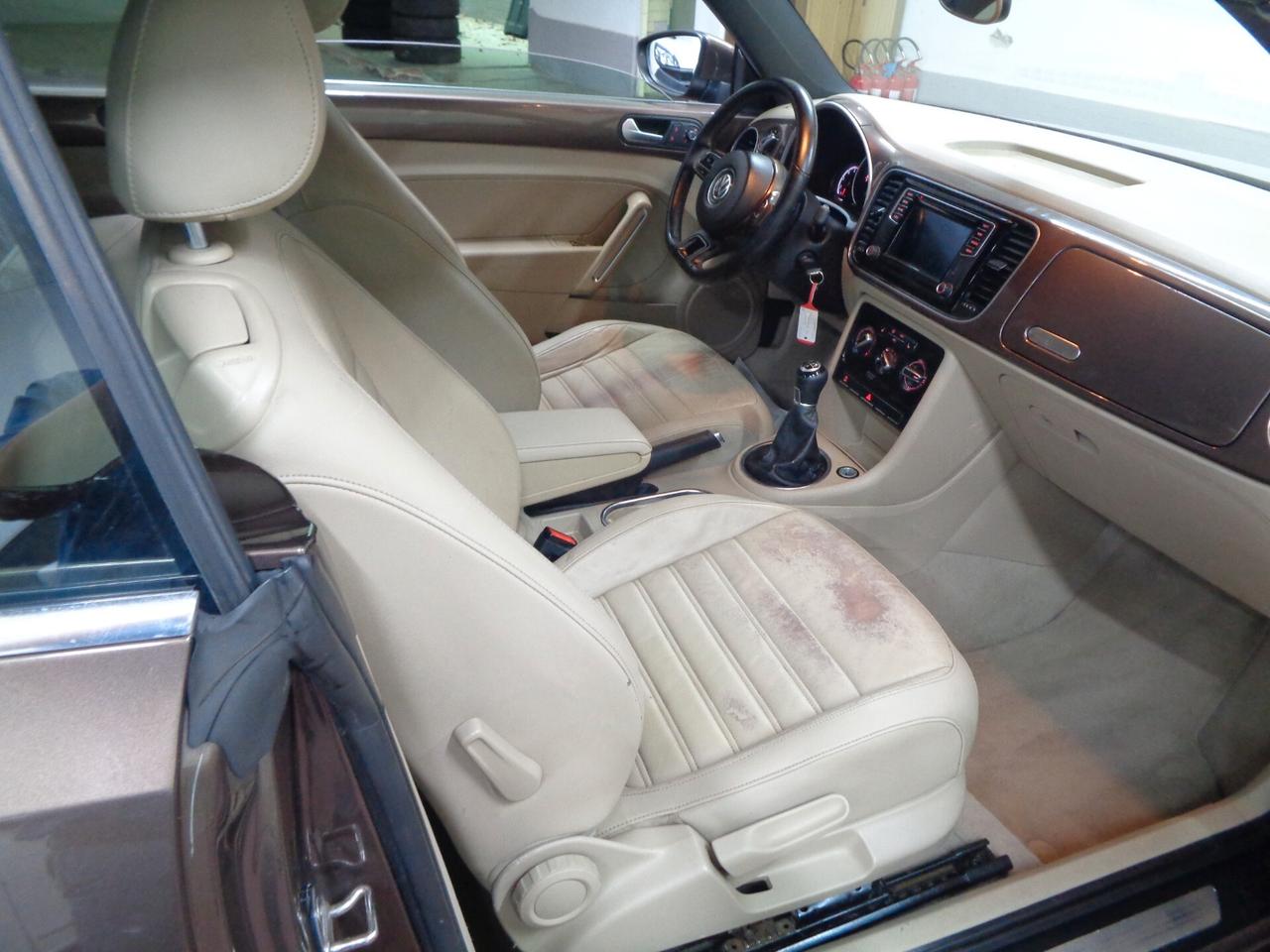 Volkswagen Maggiolino Cabrio 2.0 TDI Design BlueMotion Technology