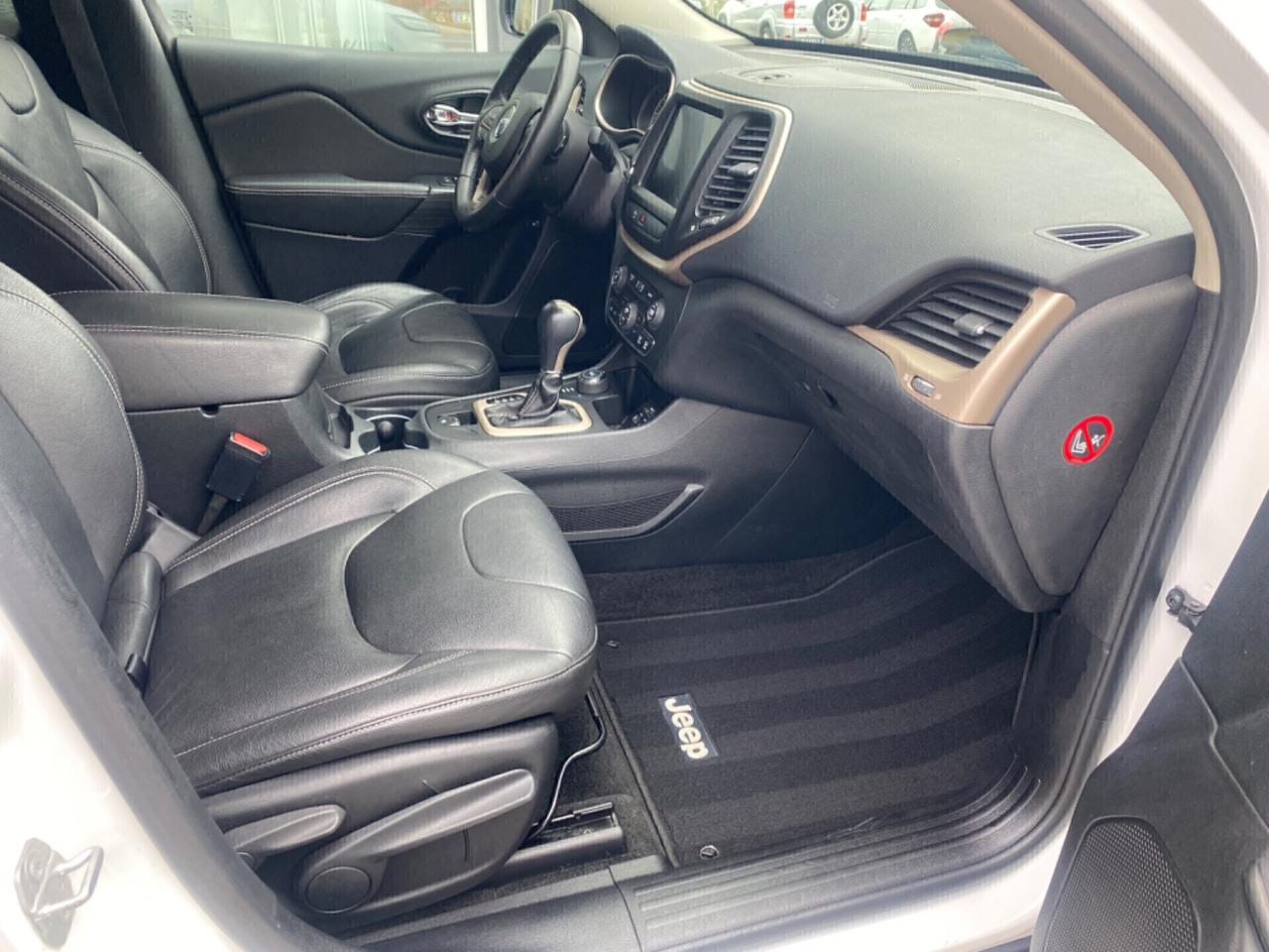 Jeep Cherokee 2.2 Mjt II 4WD Active Drive I Overland