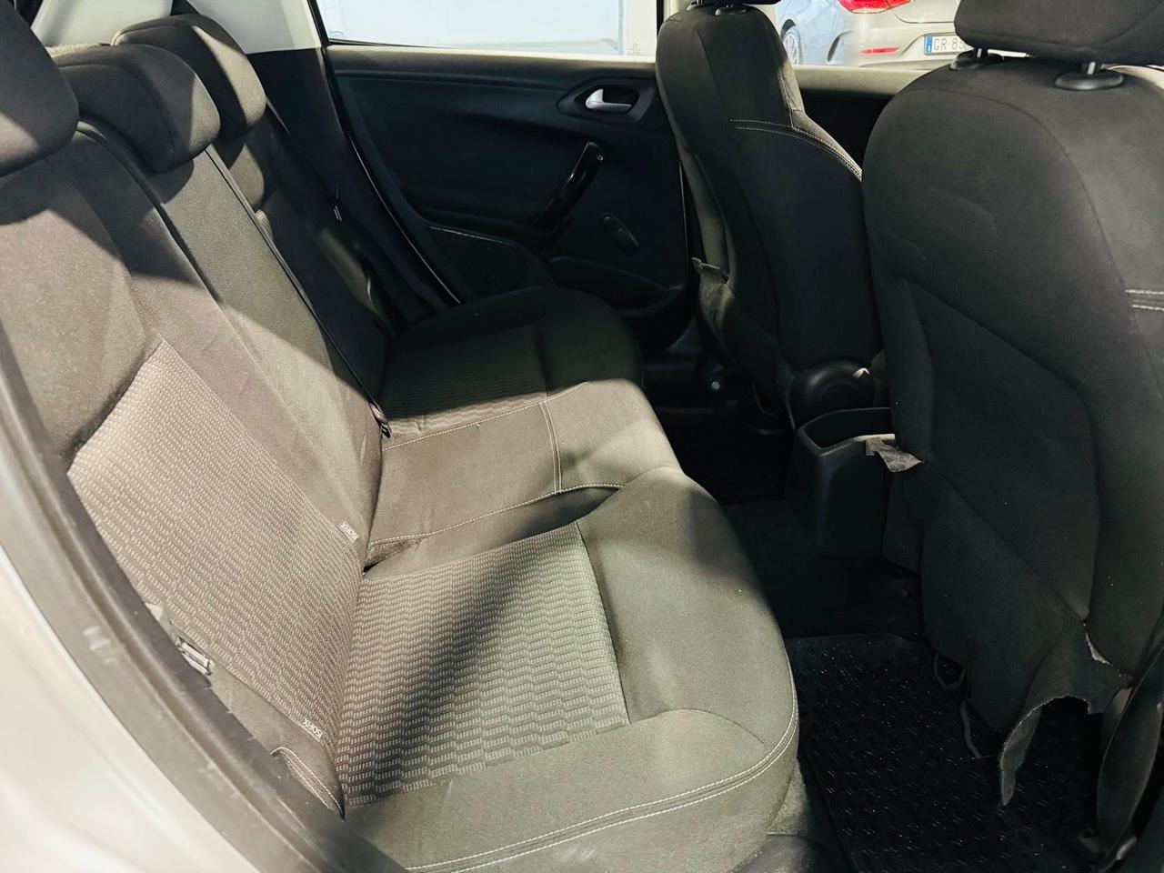 Peugeot 208 1.2 GPL*82 CV*5 PORTE*NEOPATENTATI*