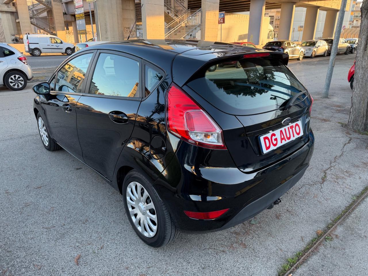 Ford Fiesta 1.5 TDCi 75 cv 2013 Gancio Traino
