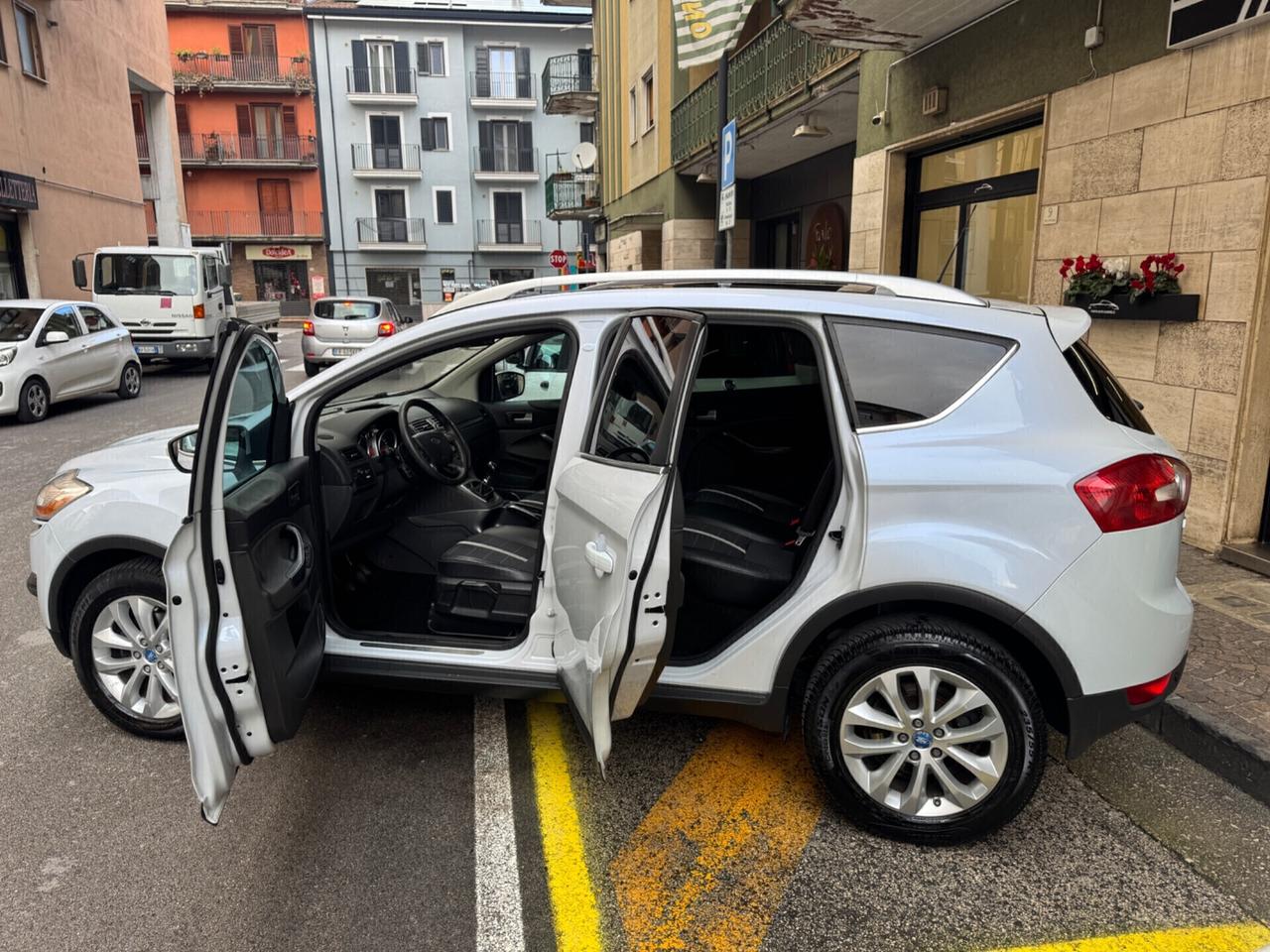 Ford Kuga 2.0 TDCi 136 CV 4WD Titanium