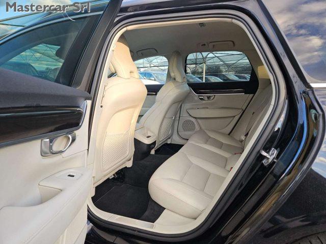 VOLVO V90 2.0 D4 190cv GEARTRONIC MOMENTUM - GA266DW