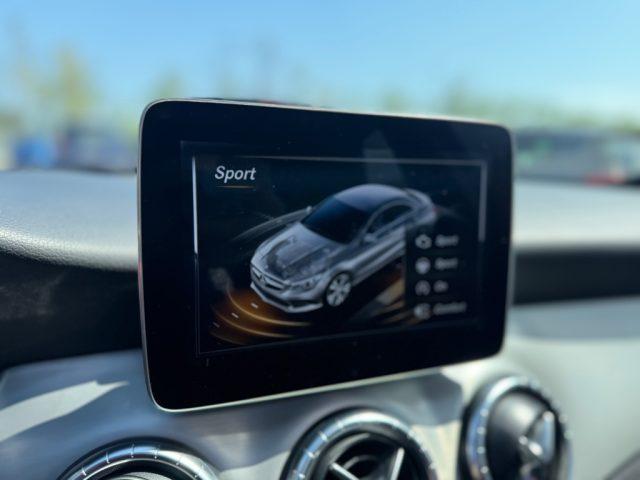 MERCEDES-BENZ CLA 220 d Premium AMG Garanzia