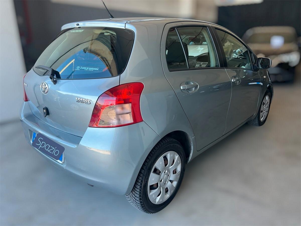 Toyota Yaris 1.3 5 porte/ok neopatentati