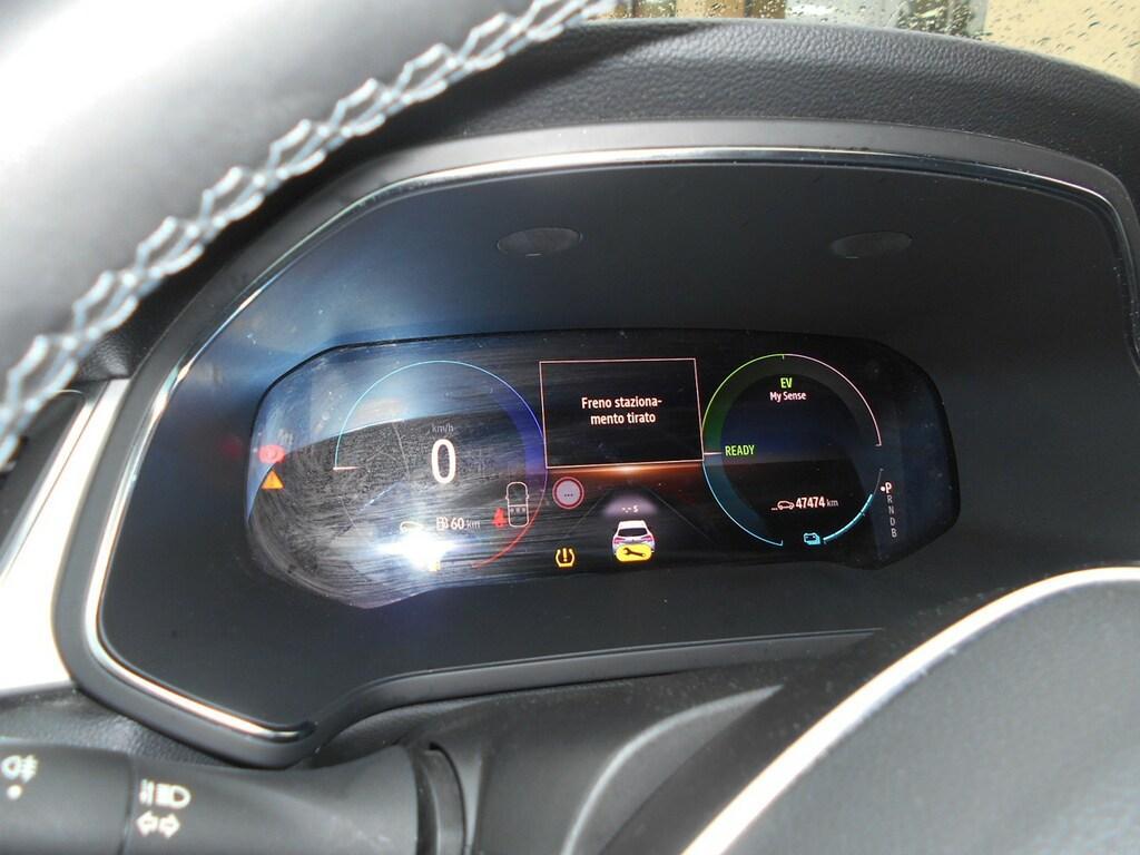 Renault Captur 1.6 E-TECH Hybrid Techno Fast Track Auto