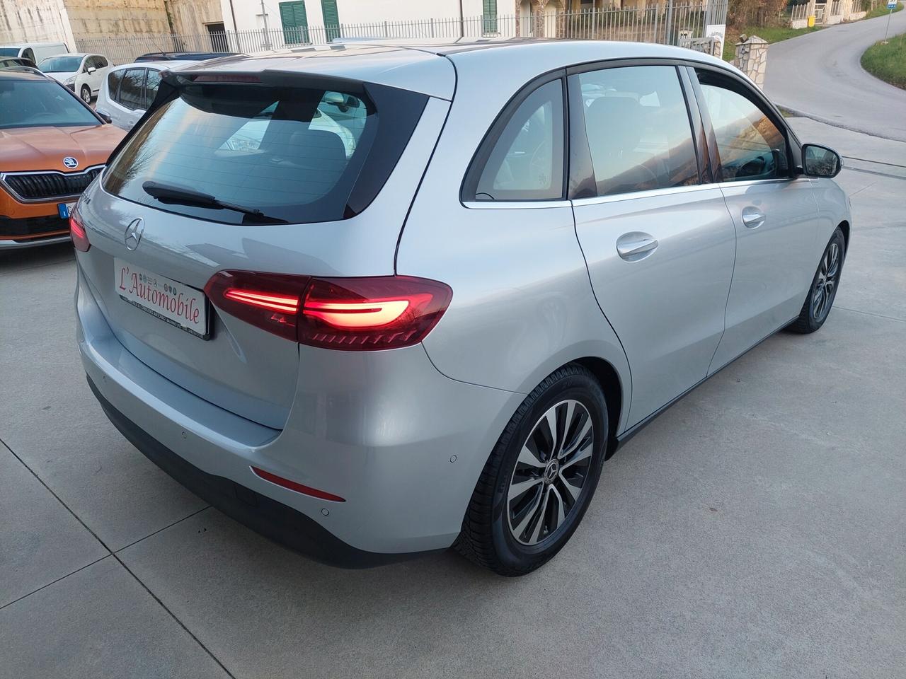 Mercedes-benz B 180 d Automatic AMG Line Premium