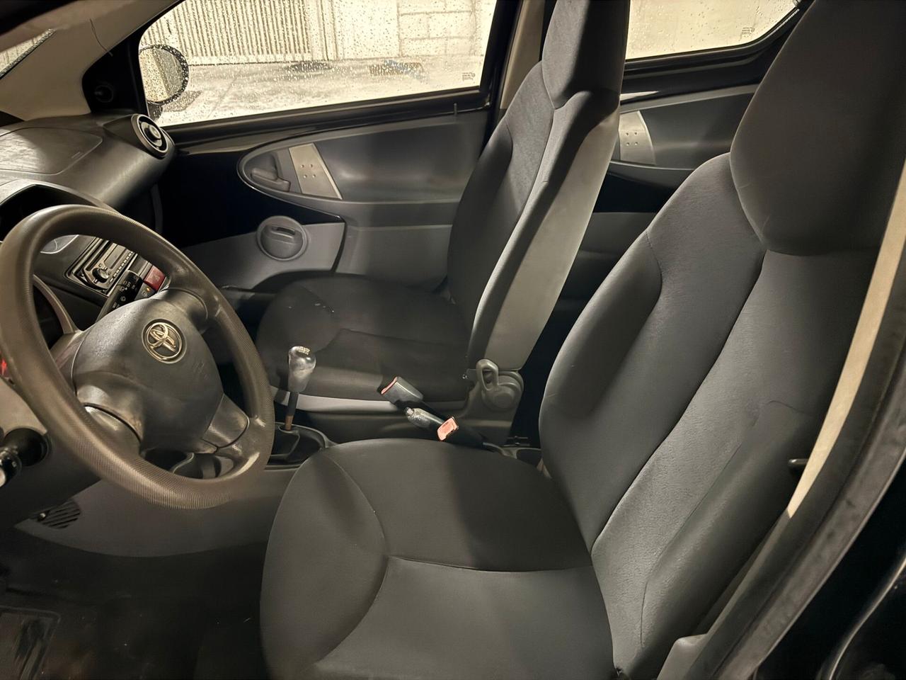 Toyota Aygo 1.0 12V VVT-i 5 porte Sol