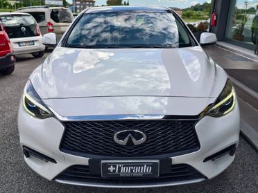 INFINITI Q30 1.5 diesel DCT Business Executive