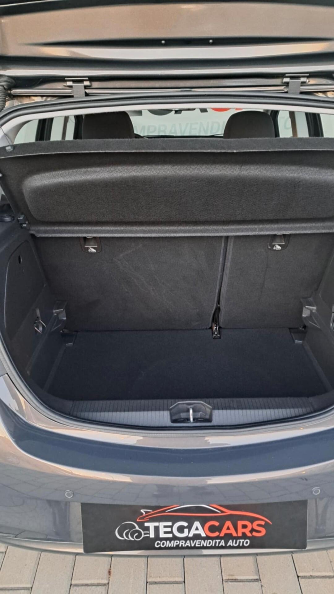 Opel Corsa 1.2 5 porte