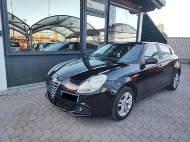 Alfa Romeo Giulietta 1.4 Distinctive UNI-PRO