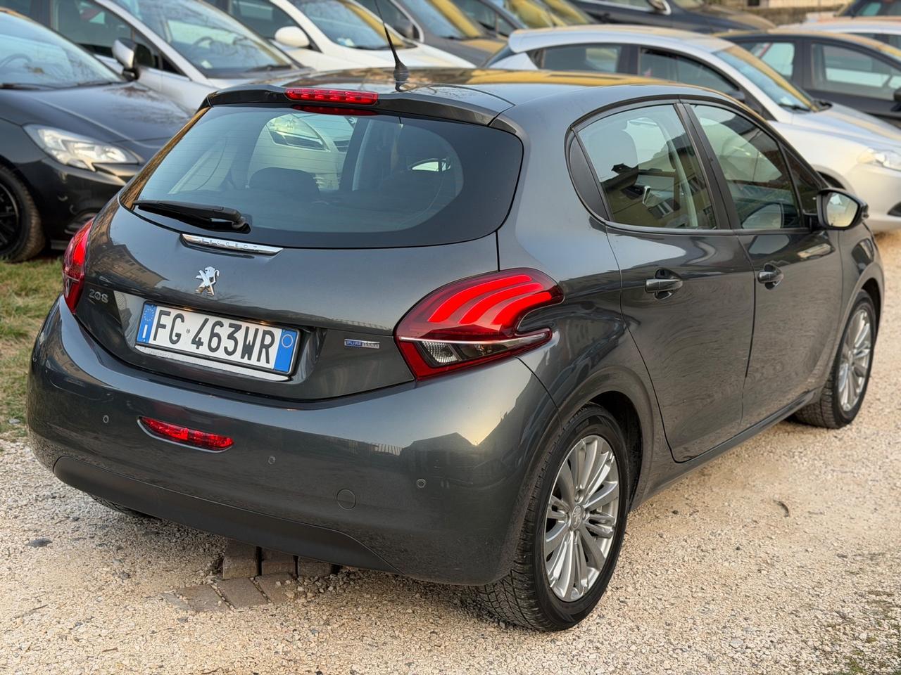 Peugeot 208 82 5P ALLURE NEOPAT KMCERT UNICOPR