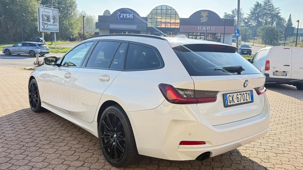 BMW 318D STATION 2022