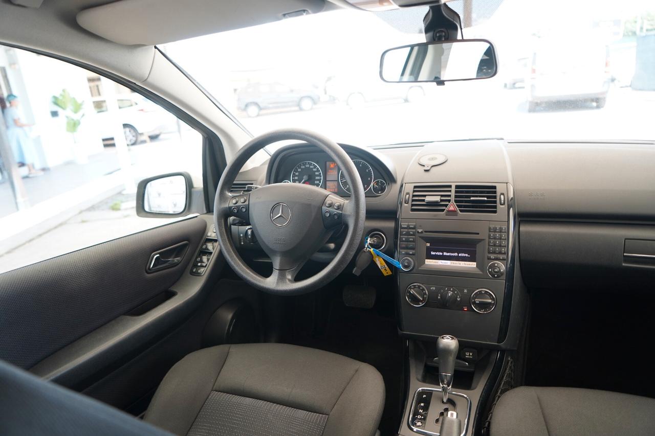 Mercedes-benz A 180 AUTOMATIC Executive