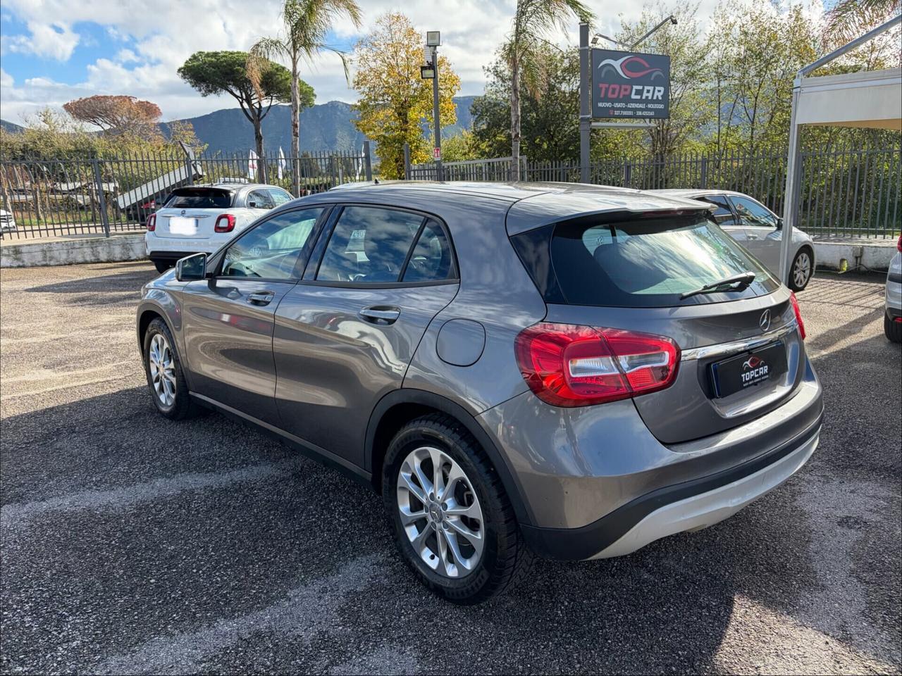 Mercedes-benz GLA 180 d Business