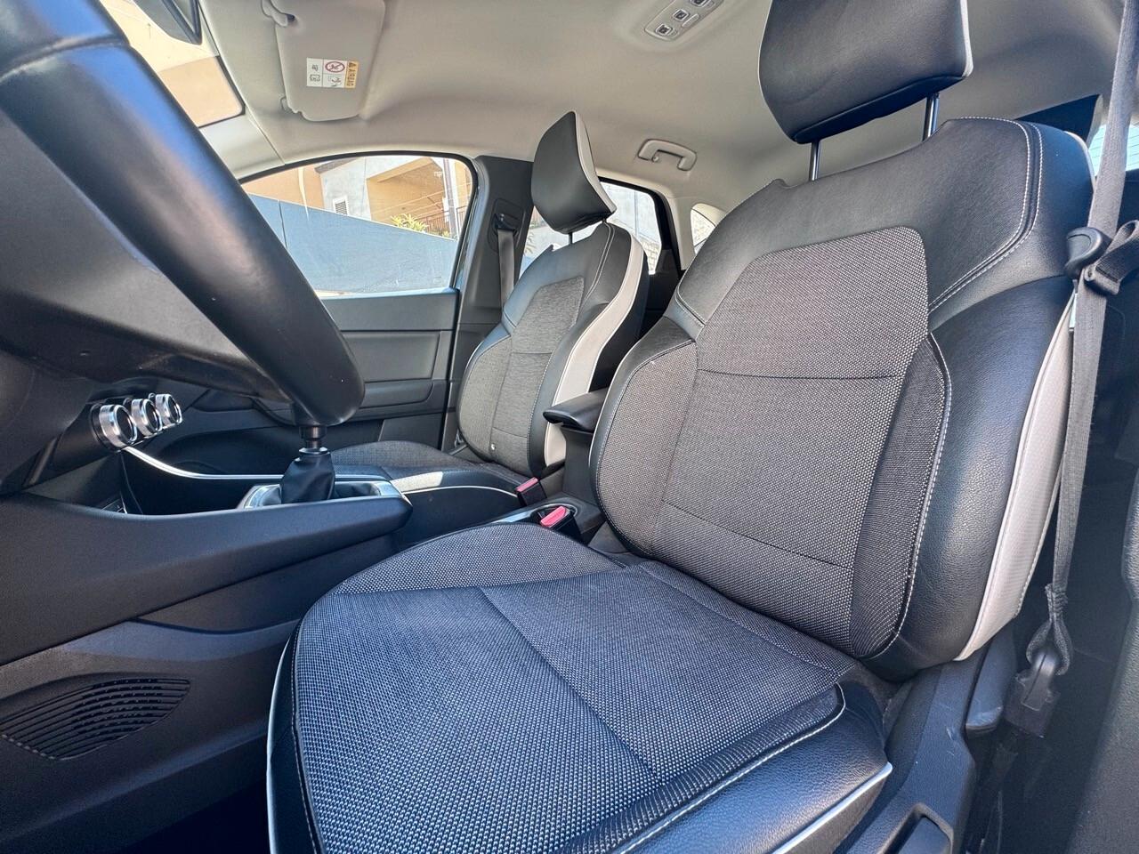 Renault Captur dCi 115 CV Intens