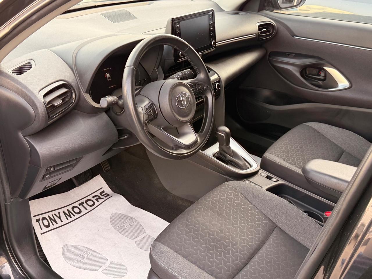 Toyota Yaris Cross 1.5 Hybrid 5p. E-CVT Business