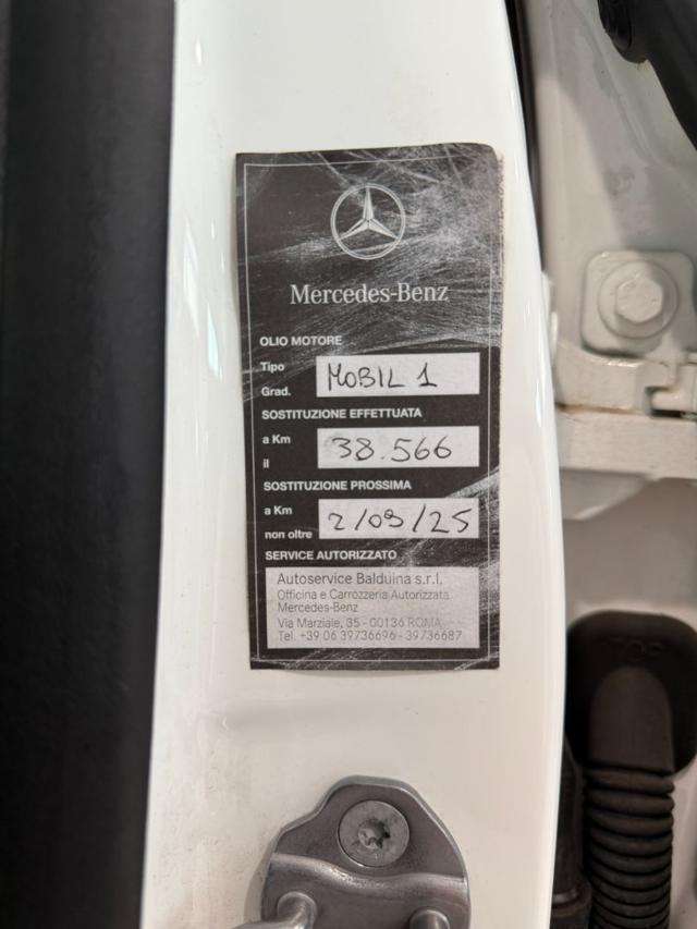 MERCEDES-BENZ GLA 200 Automatic Premium *GANCIO TRAINO*