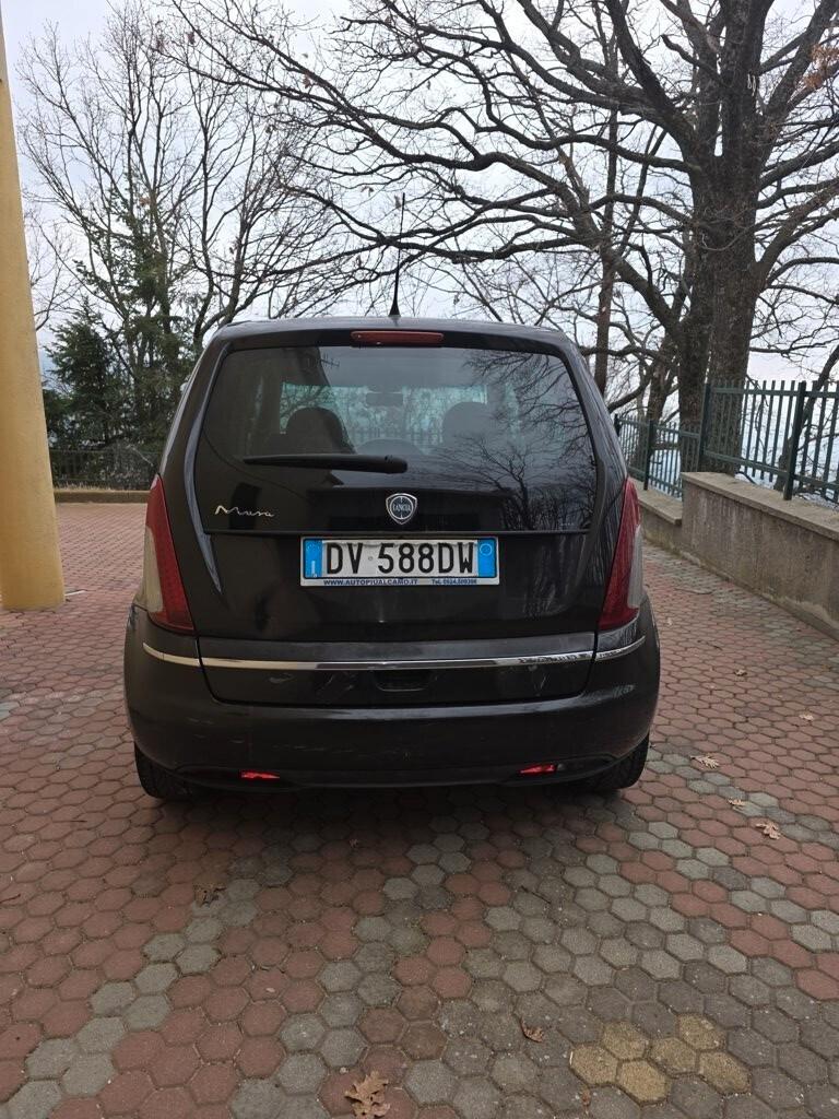 Lancia MUSA 1.6 Multijet Poltrona Frau