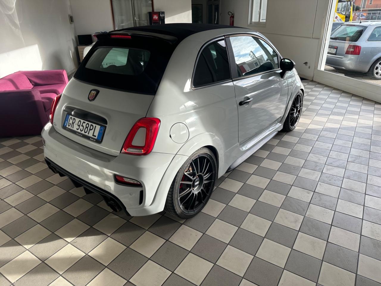 Abarth 595 1.4 Turbo 300 Cavalli