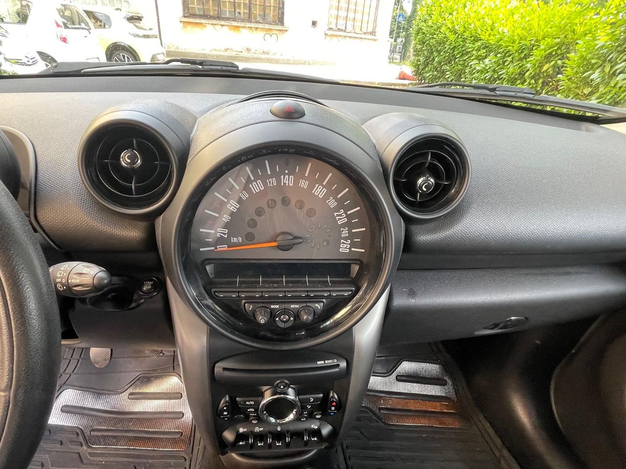 Mini Cooper D Countryman Business 1.6 #5702