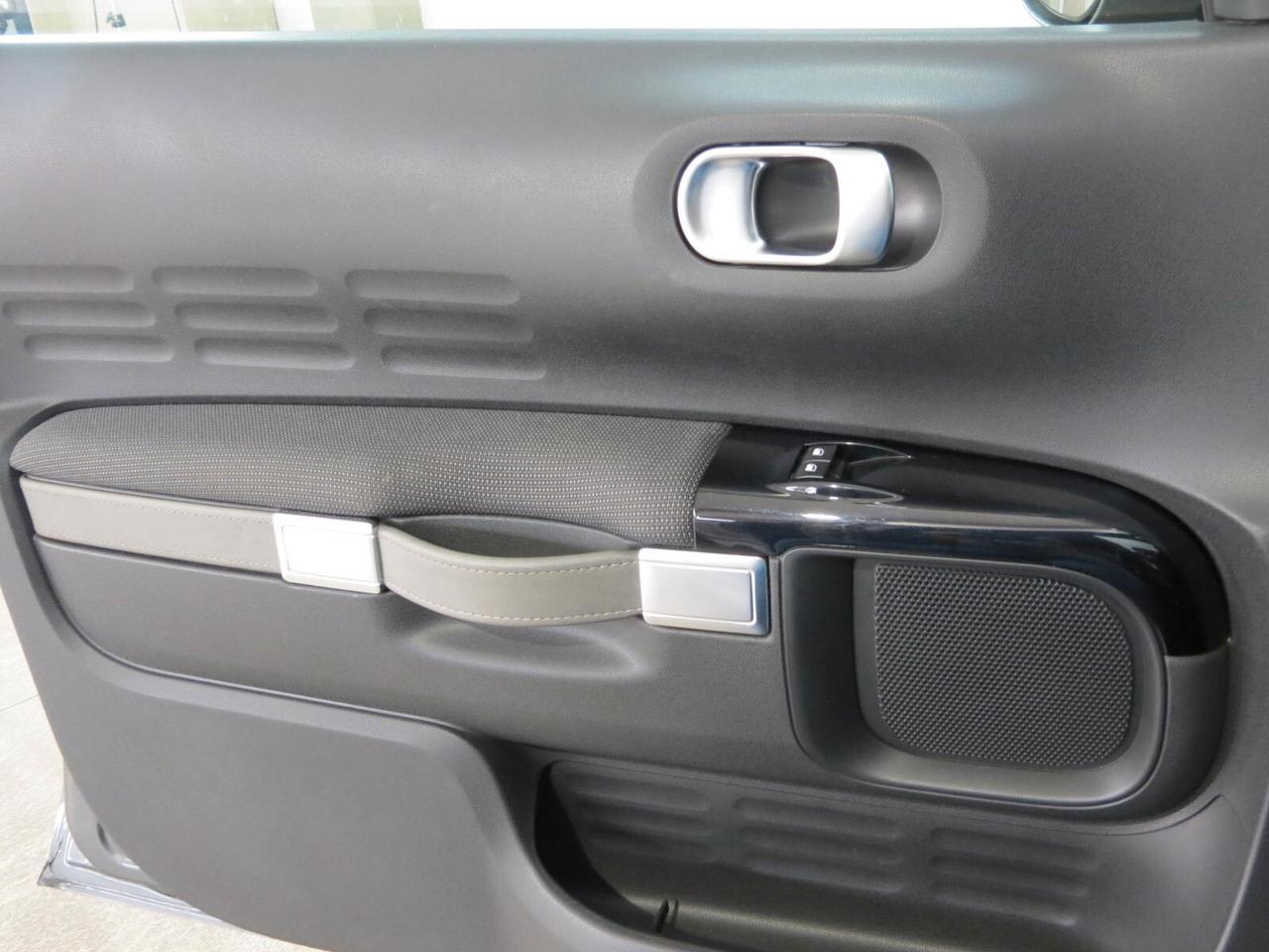 Citroen C4 Cactus BlueHDi 100 S&S Shine