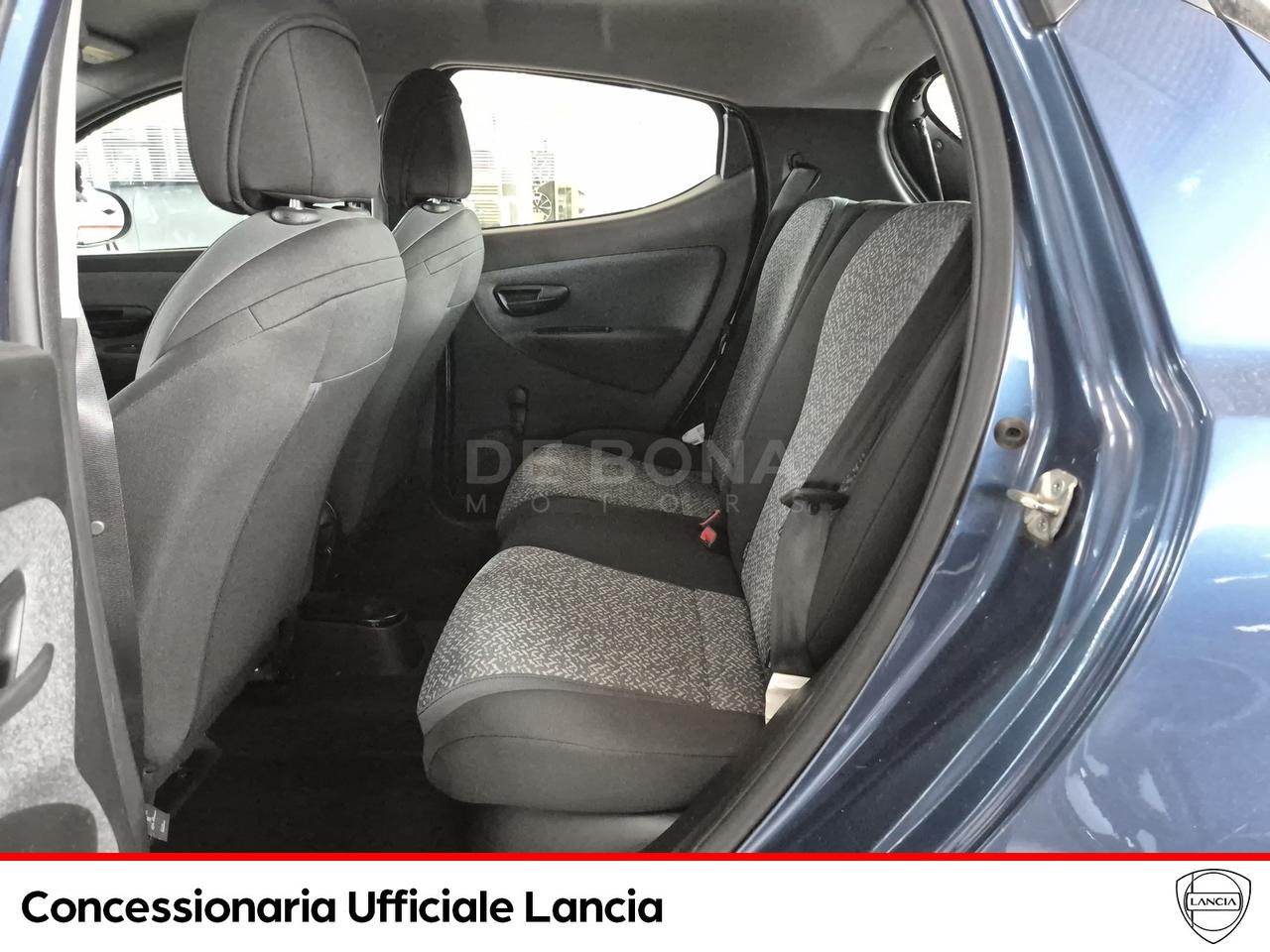 Lancia Ypsilon 1.0 firefly hybrid gold s&s 70cv