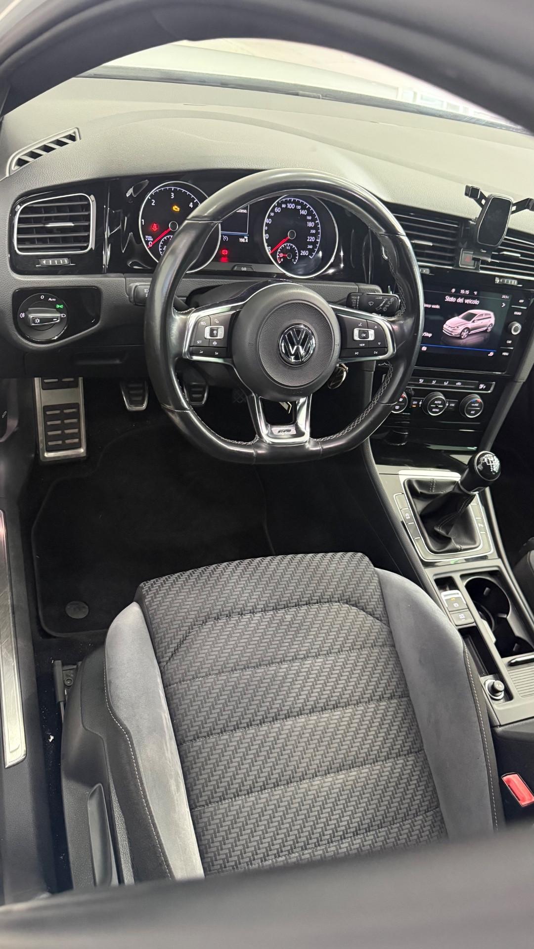Volkswagen Golf 1.6 TDI 115 CV 5p. R-line
