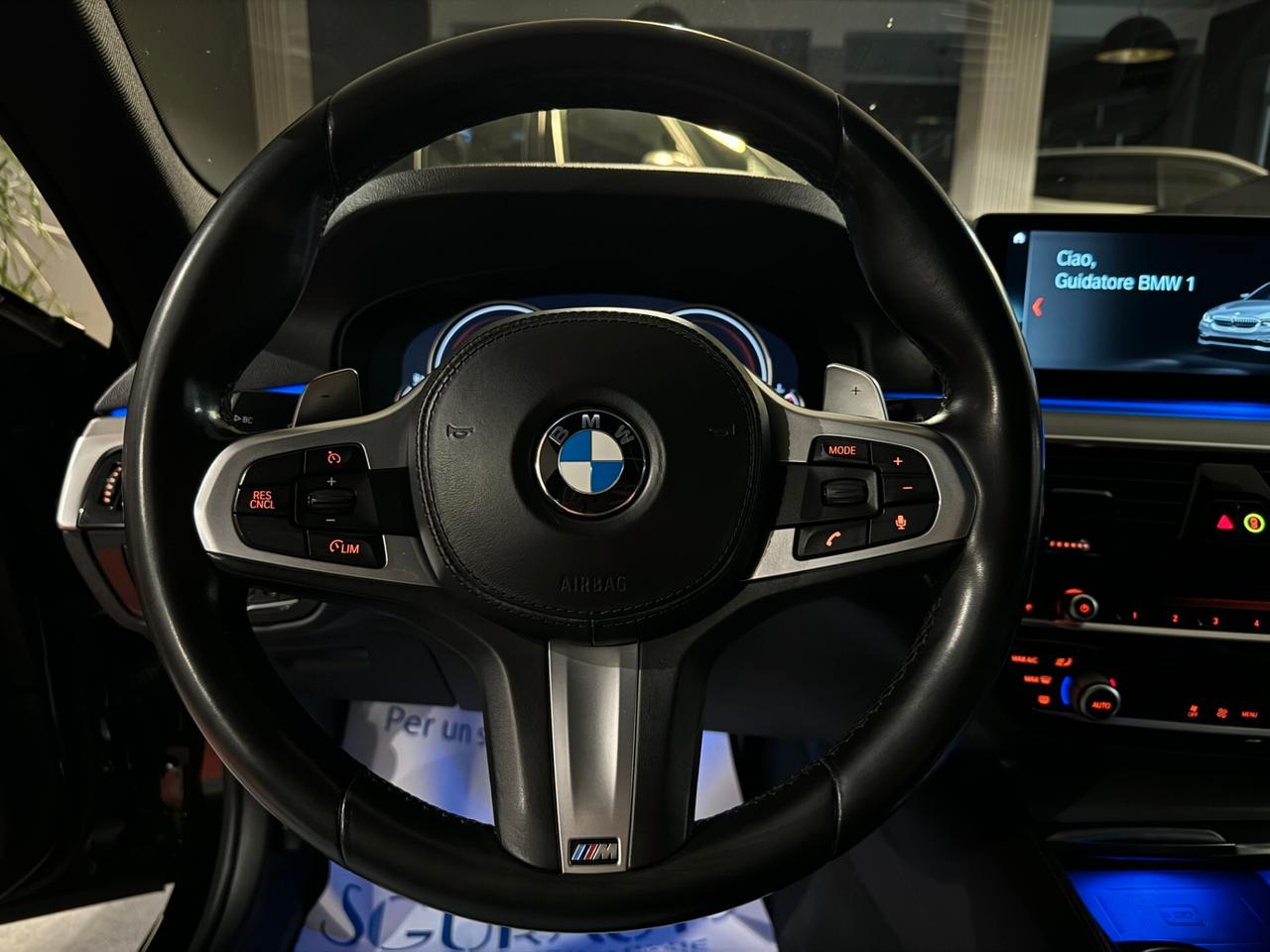 BMW 520D TOURING M-SPORT 2020