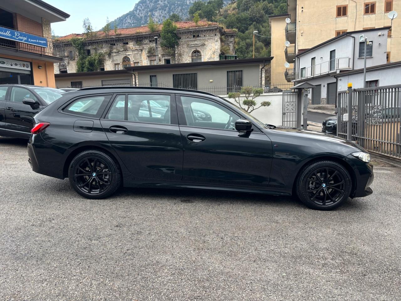 Bmw 318d 48V 150CV RESTYLING MY 23 Touring Msport FULL