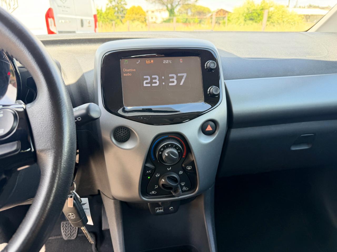 Toyota Aygo 1.0 VVT-i 72 CV 5 porte x-cool MMT