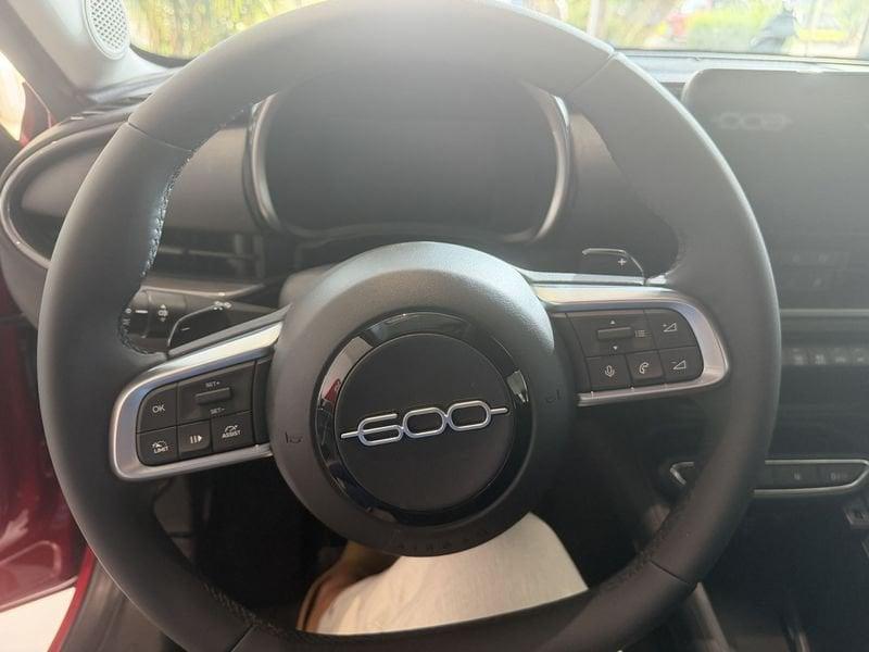 FIAT 600 1.2 Hybrid 110cv Pop