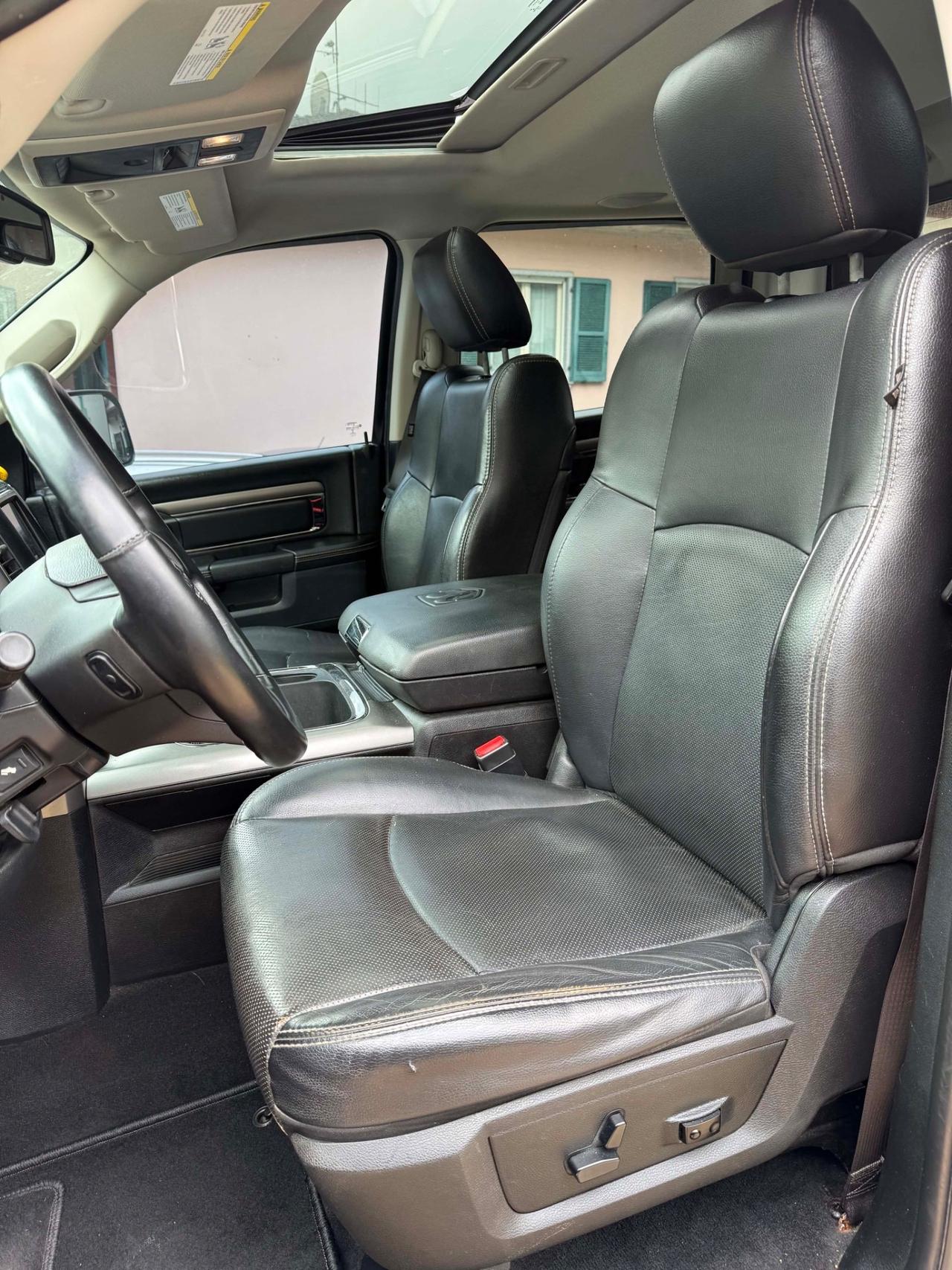 Dodge RAM SPORT 4x4 FULLOPT TETTO