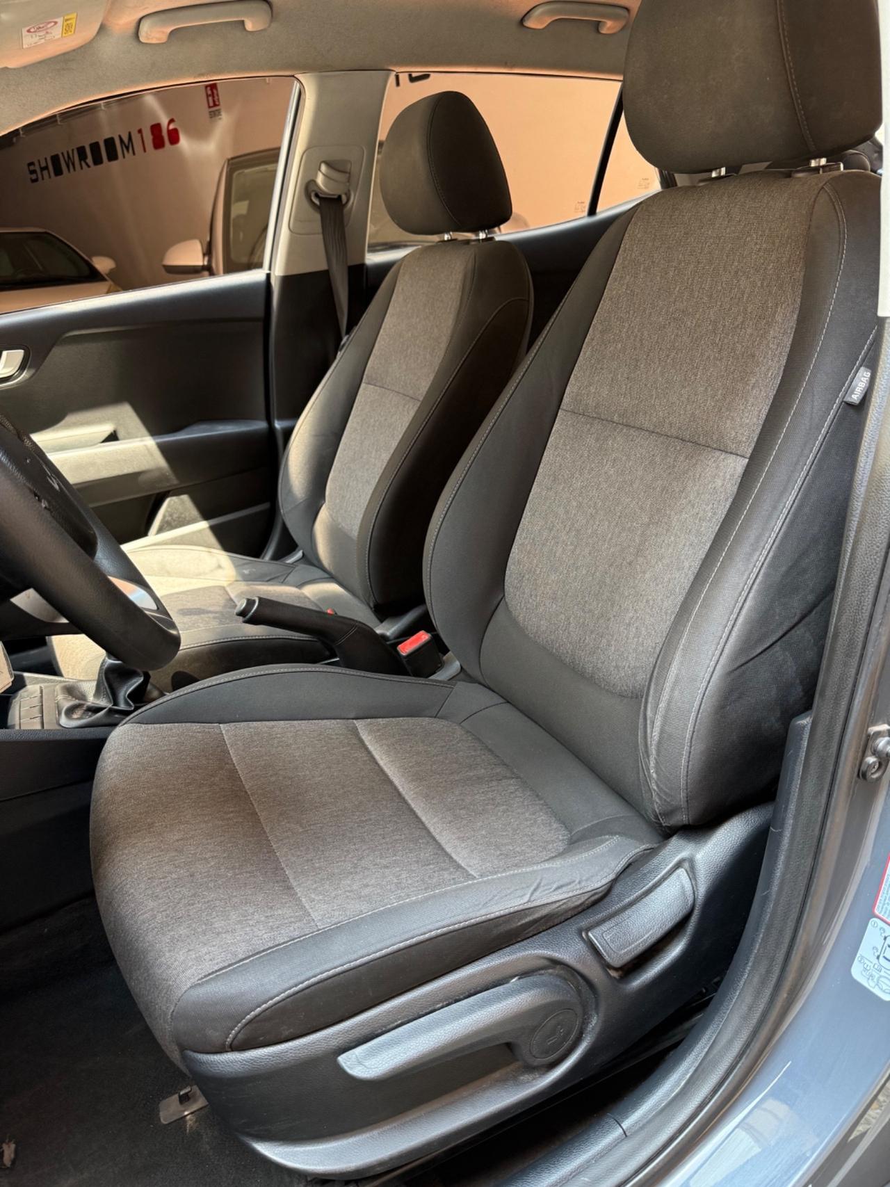 Kia Stonic 1.2 DPI Urban