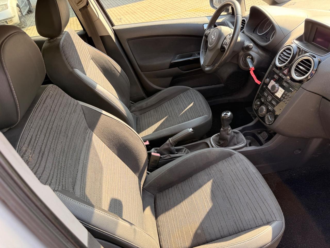 Opel Corsa 1.2 85CV 5 porte GPL-TECH Edition